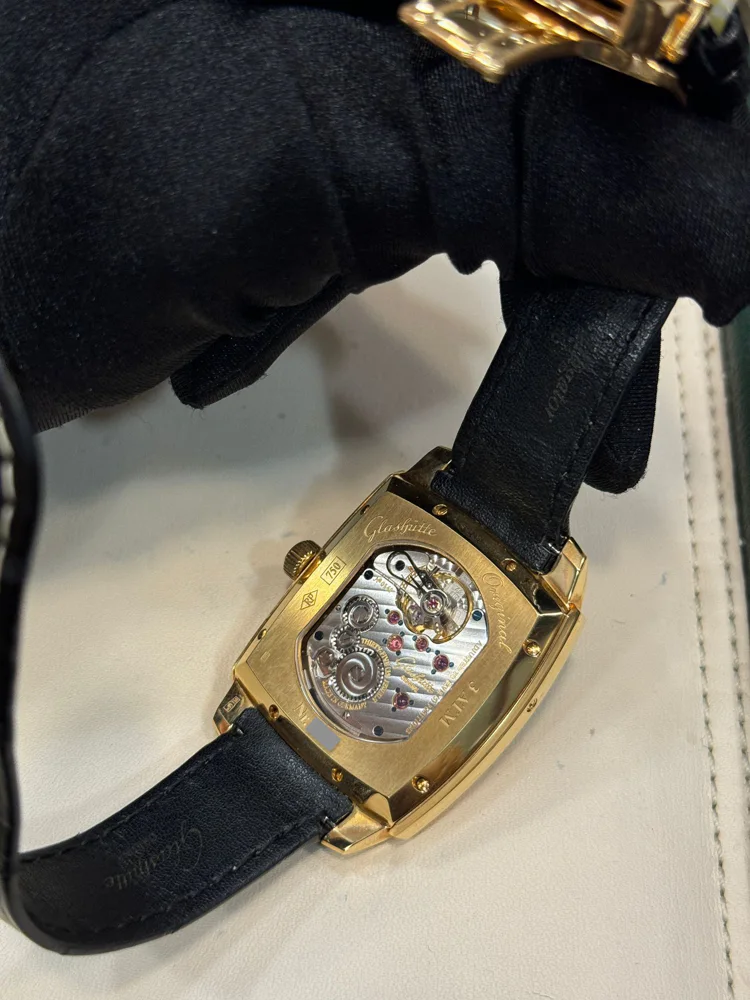 Glashütte Original Senator Karrée Panorama Date Manual Winding